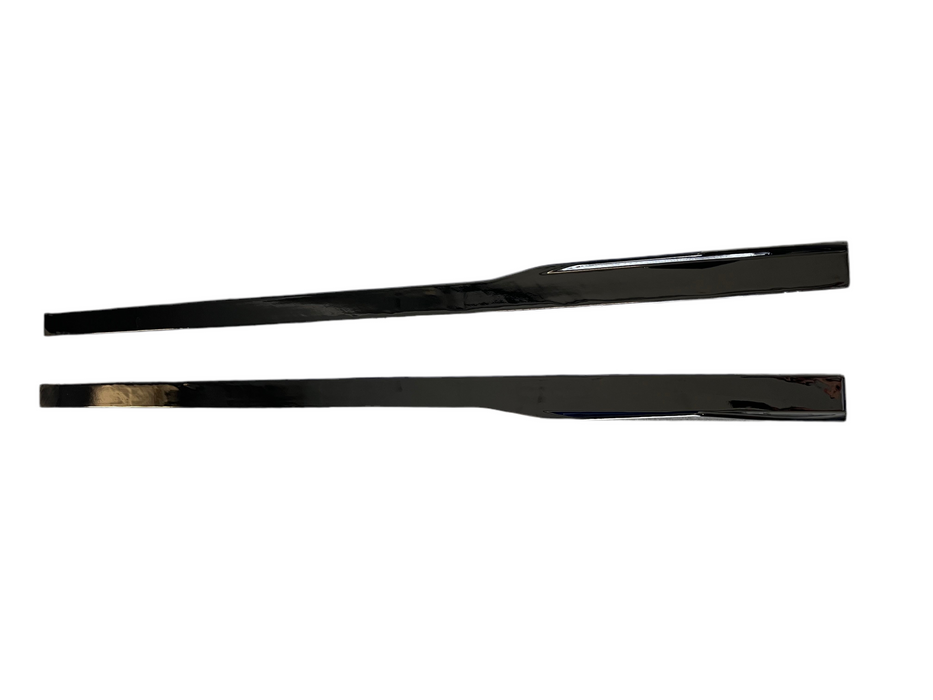 Carbon Fibre and Gloss Black Side Skirts for BMW【F87 M2/M2C】【MTC Style】
