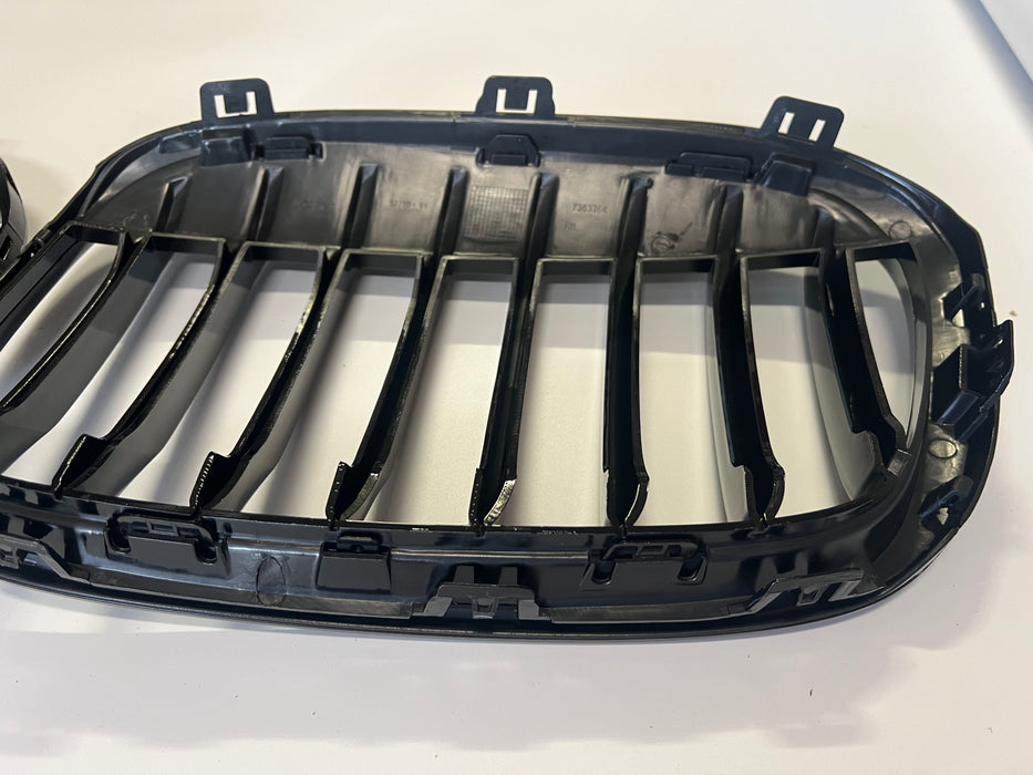 ABS Glossy Black Front Grille for BMW【X1 F48 F49 】【18i 18d 20i 25i xdrive】PRE LCI 16-20【Single 】