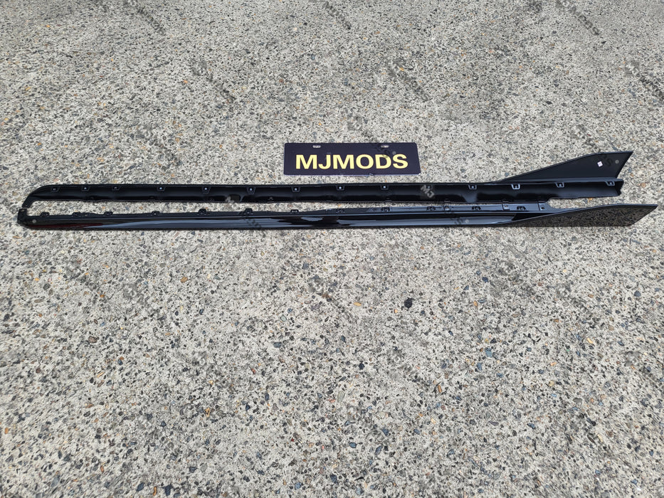 ABS GLOSSY BLACK SIDE SKIRT fit for BMW 1 Series【F40 118i M Sport M135i 】2019+【MP】 (7060664451146)