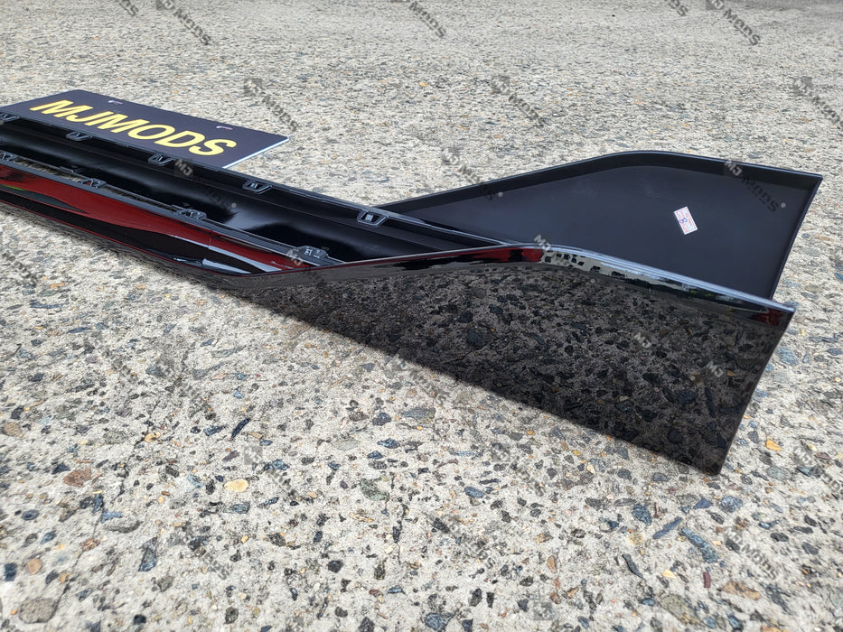 ABS GLOSSY BLACK SIDE SKIRT fit for BMW 1 Series【F40 118i M Sport M135i 】2019+【MP】 (7060664451146)