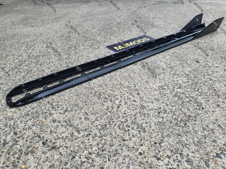 ABS GLOSSY BLACK SIDE SKIRT fit for BMW 1 Series【F40 118i M Sport M135i 】2019+【MP】 (7060664451146)