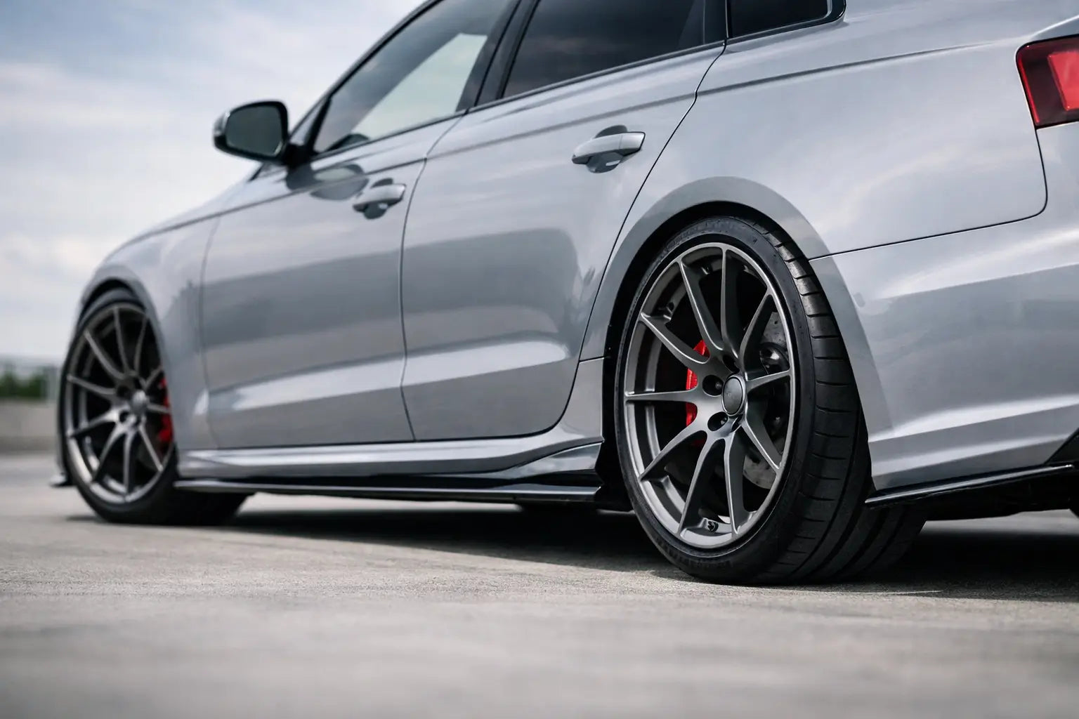 Audi Side Skirt Upgrades That Change the Stance