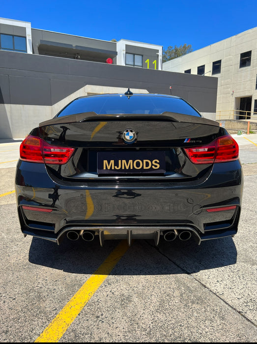 Carbon Fibre Rear Bumper Diffuser for BMW【F80 M3 & F82 F83 M4】【V Style】