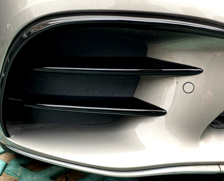 ABS Gloss Black Front Bumper Vent Trim Canards Air Blades For Mercedes Benz C Class AMG Sport Package Facelift【W205/C205/S205/A205】【C200/C220/C250/C300/C350 & C43 AMG】19-22