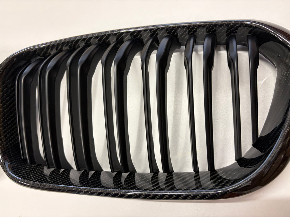 Carbon Fibre Matte Front Grille for BMW 1 Series【F20 M140/M135 125/120/118】【2015-2019】LCI/LCI-2