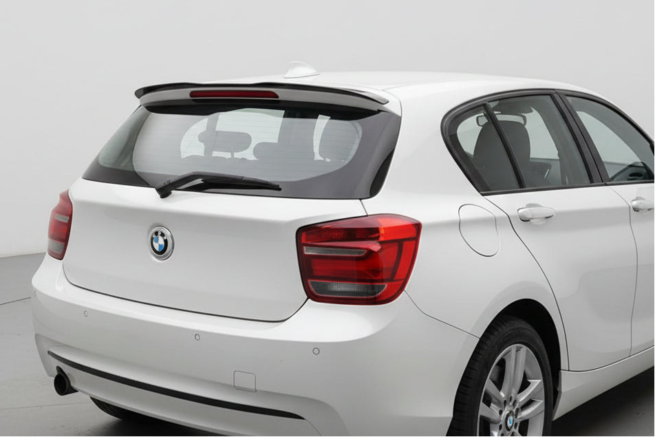 Rear Roof Ducklip Spoiler – Gloss Black (BMW 1 Series F20 M140i M135i 125i 2012–2019)