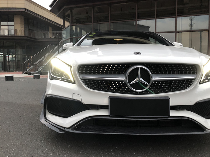 W117 C117 CLA AMG style Front Lip (CF) (3787520180298)