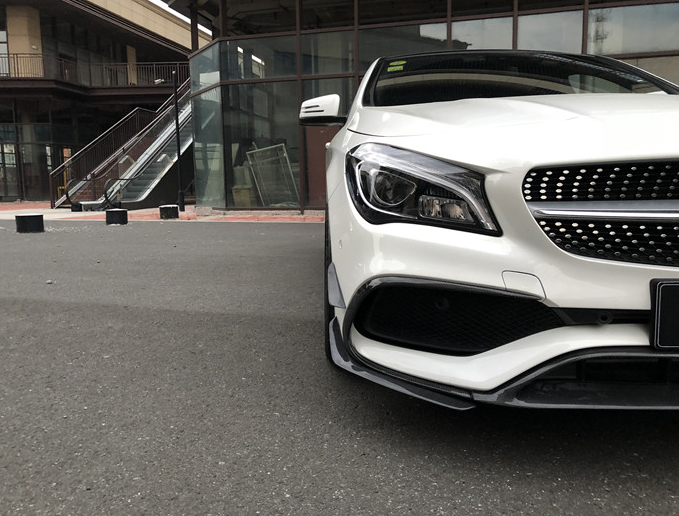 W117 C117 CLA AMG style Front Lip (CF) (3787520180298)